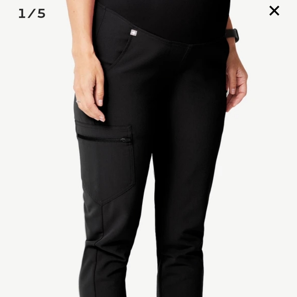 Figs Zamora Maternity Jogger Scrub Pants